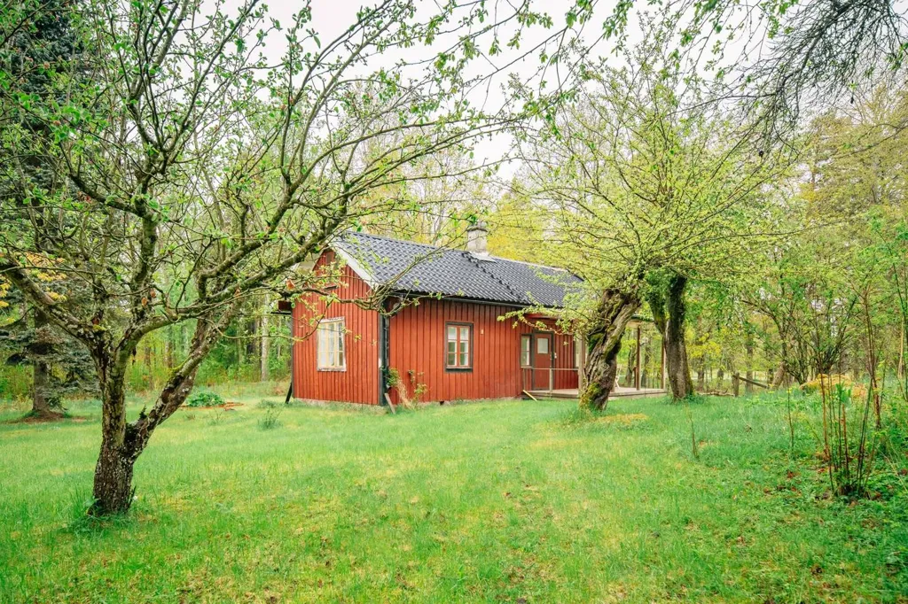 2-toaline maja asukohas Mariestads kommun