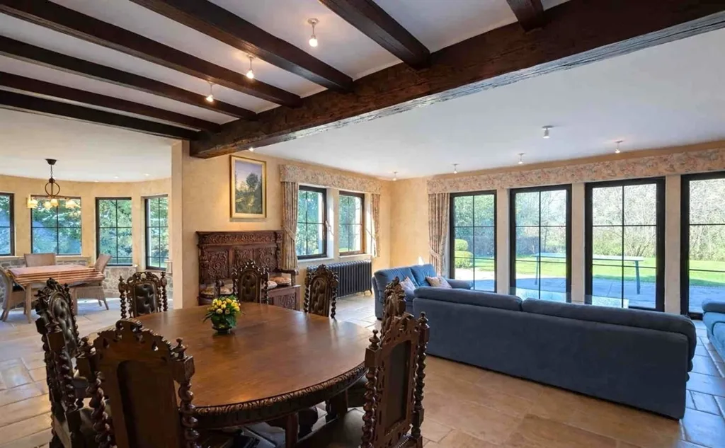 Salle à manger - Villa Élégante avec Terrasse de 40 m² en Hautes Fagnes