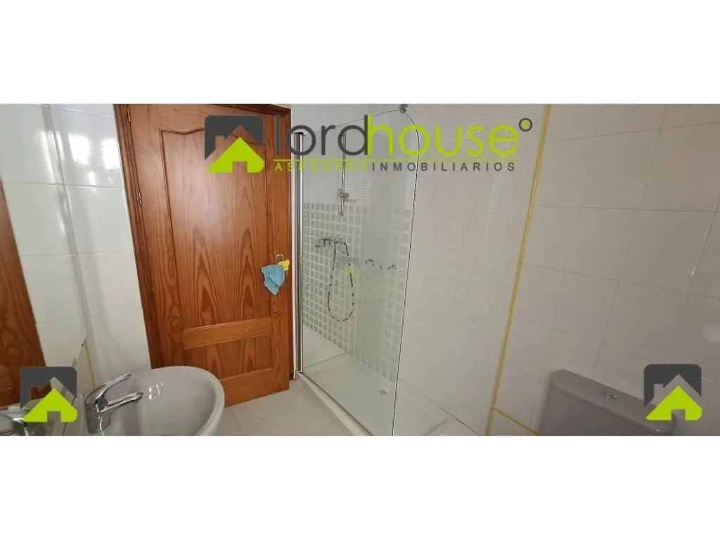 Vannitoad - Commercial and Residential House in Lorca