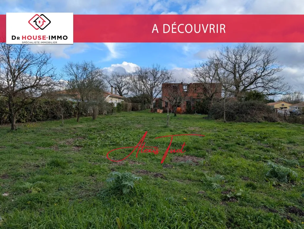 Aed - Constructible Plot with Well in Ambarès-et-Lagrave
