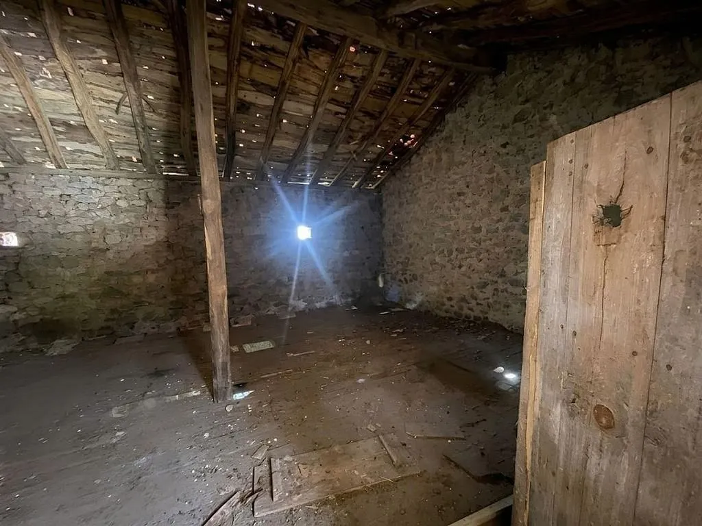 Stanze - Traditional House with Barn and Loft in Alceda