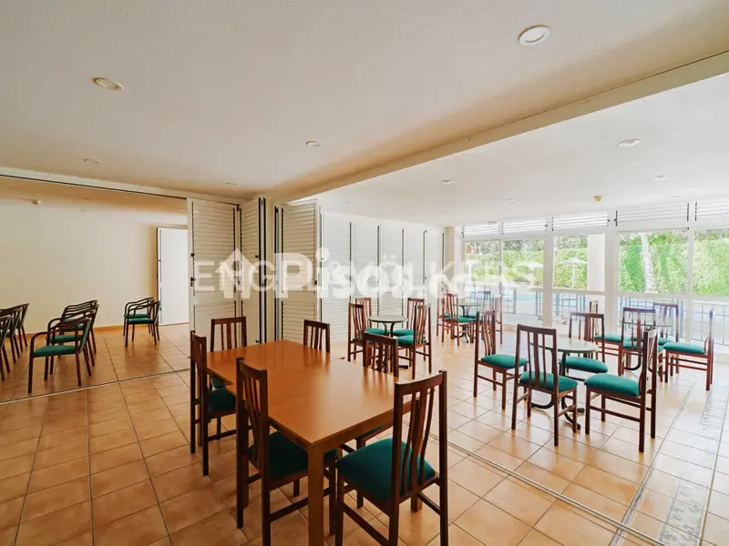 Dining Room - Modern Flat with Golf View in Alicante
