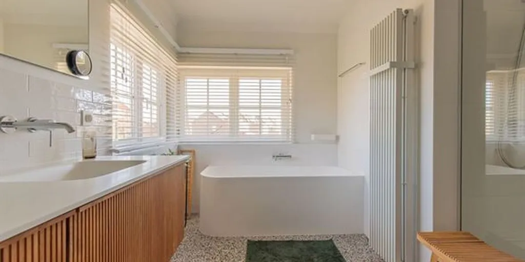 Salles de bain - Villa avec Jardin et Vue sur les Prairies à Breendonk