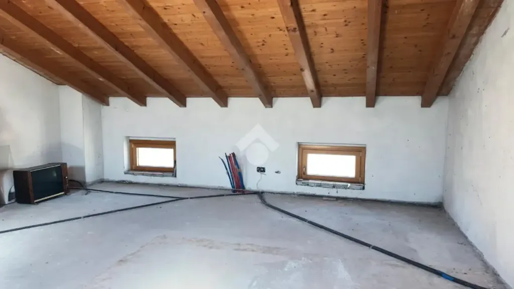 Pièces - Rustic Villa with Private Garden in Majano