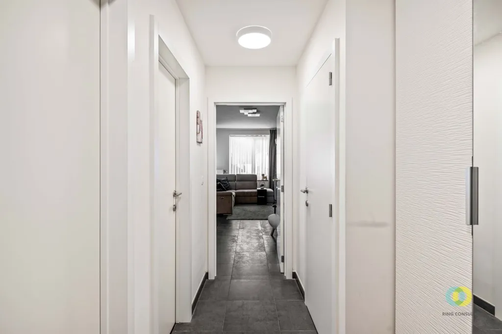 Hallway - Ground Floor Apartment with Terrace in Vilvoorde