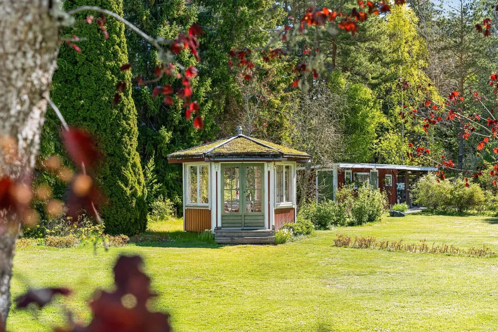 Aed - Villa with Balcony in Ekeby, Nyköping