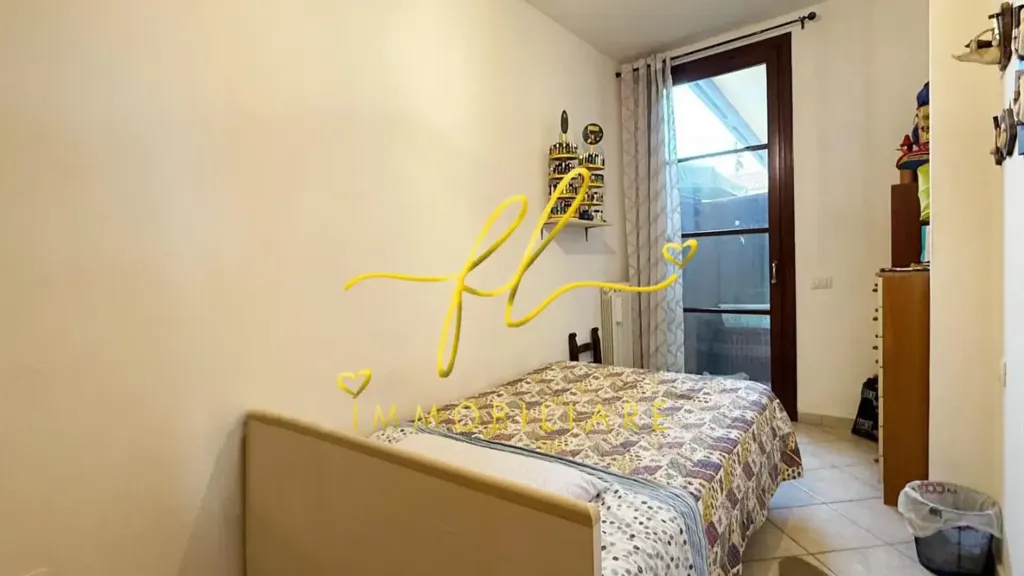 Camere da letto - Quadrilocale with Garden in Cecina