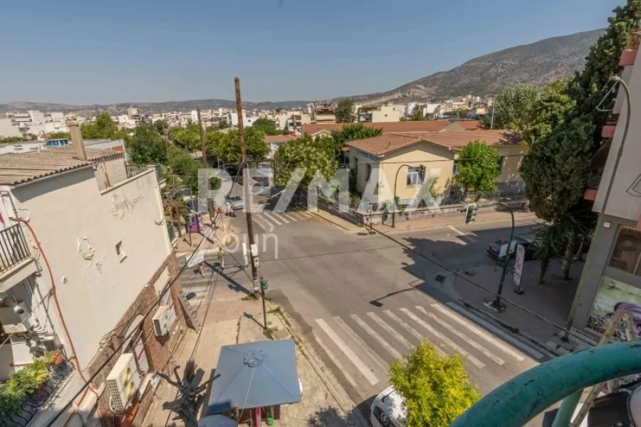 Balcon - Corner Shop with Excellent Exposure in Volos