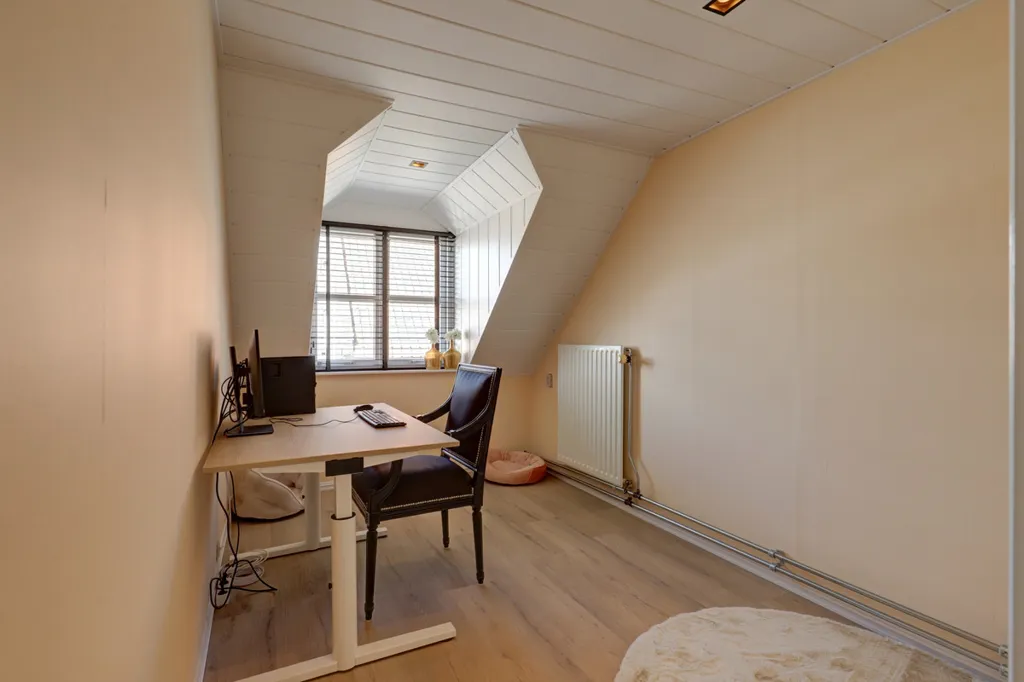 Bureau - Character House with High Finish in Klundert