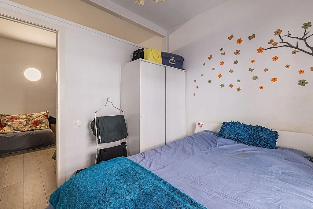 Magamistoad - Apartment with Potential in Sant Antoni, Barcelona