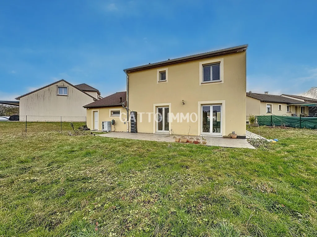 Aed - Detached House with Terrace in Chesny