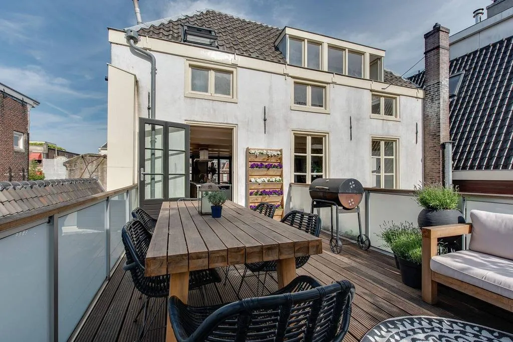 Appartement 4 pièces à Amsterdam