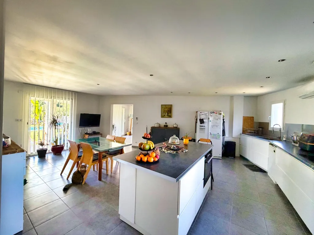 Cuisine - Villa Contemporaine avec Piscine près de Cotignac