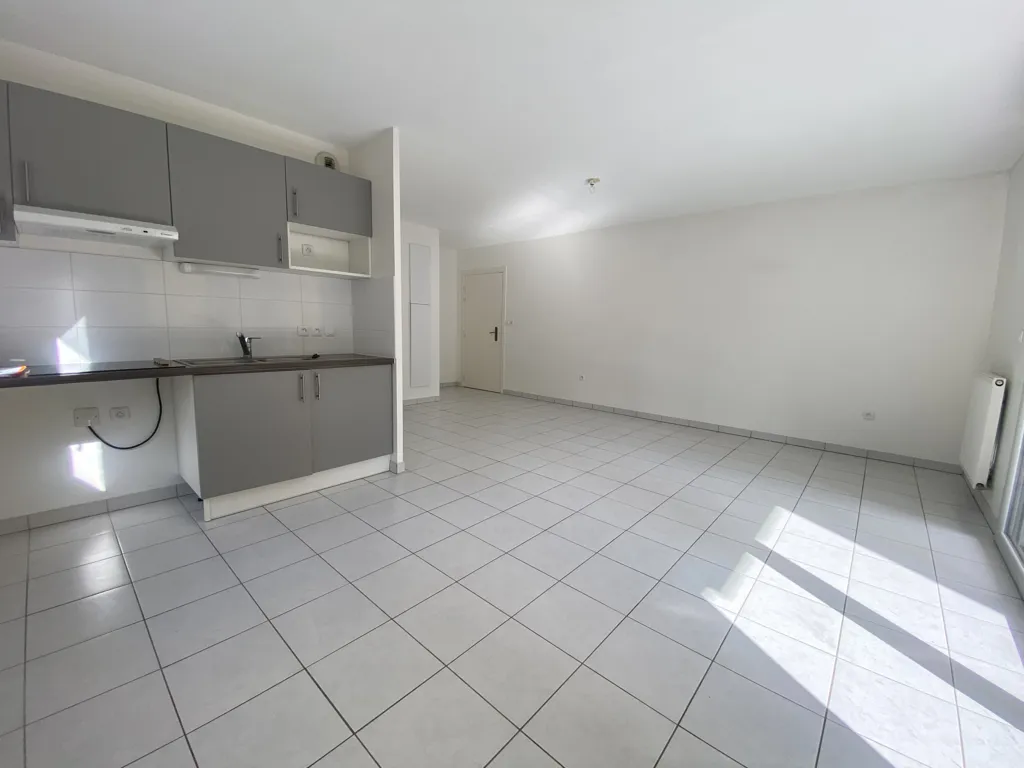 Cuisine - Appartement T3 avec balcon et parking à Toulouse