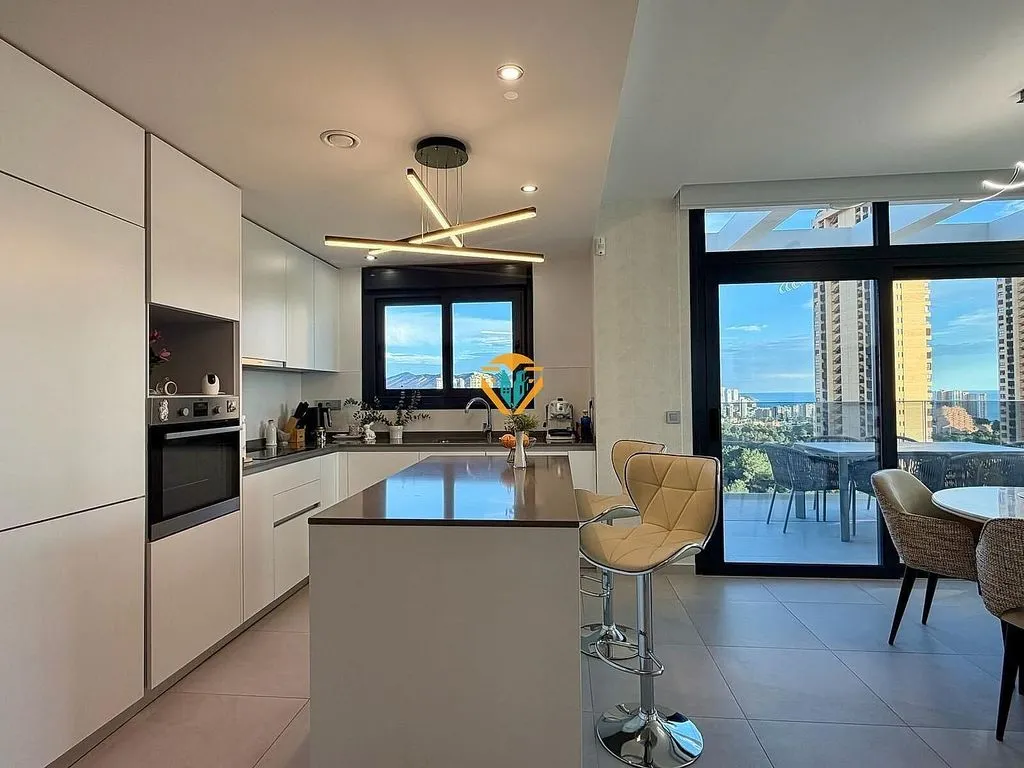 Kitchen - Apartment with Pool and Terrace in Benidorm