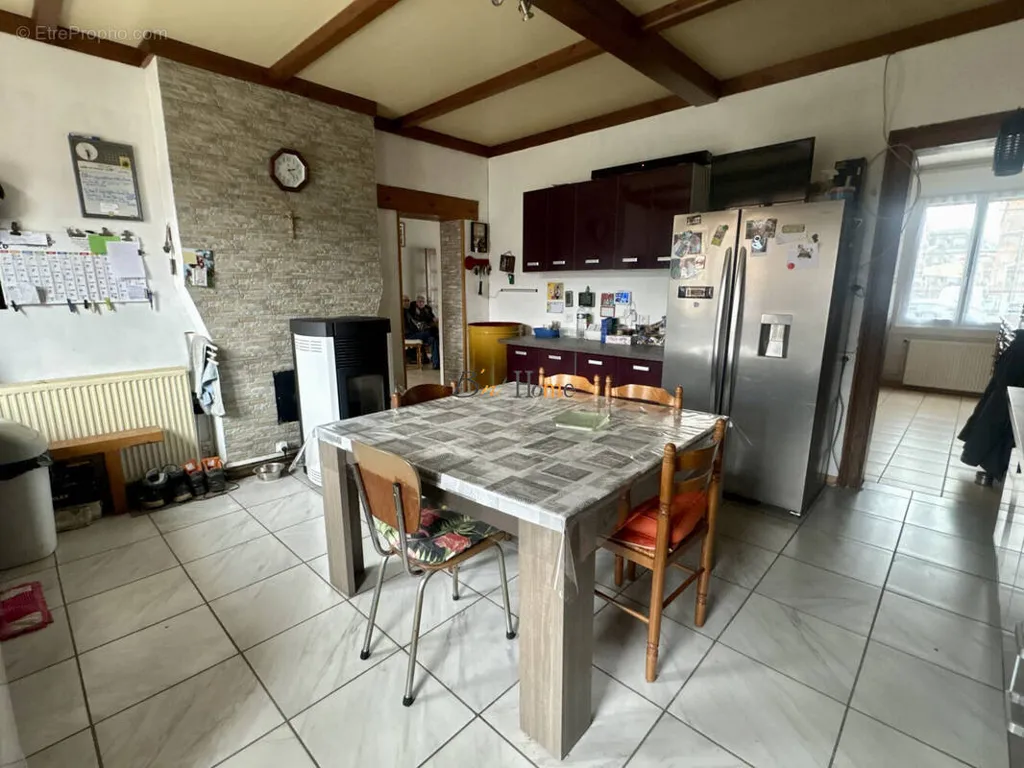 Salle à manger - Corps de Ferme avec Jardin à Bertincourt