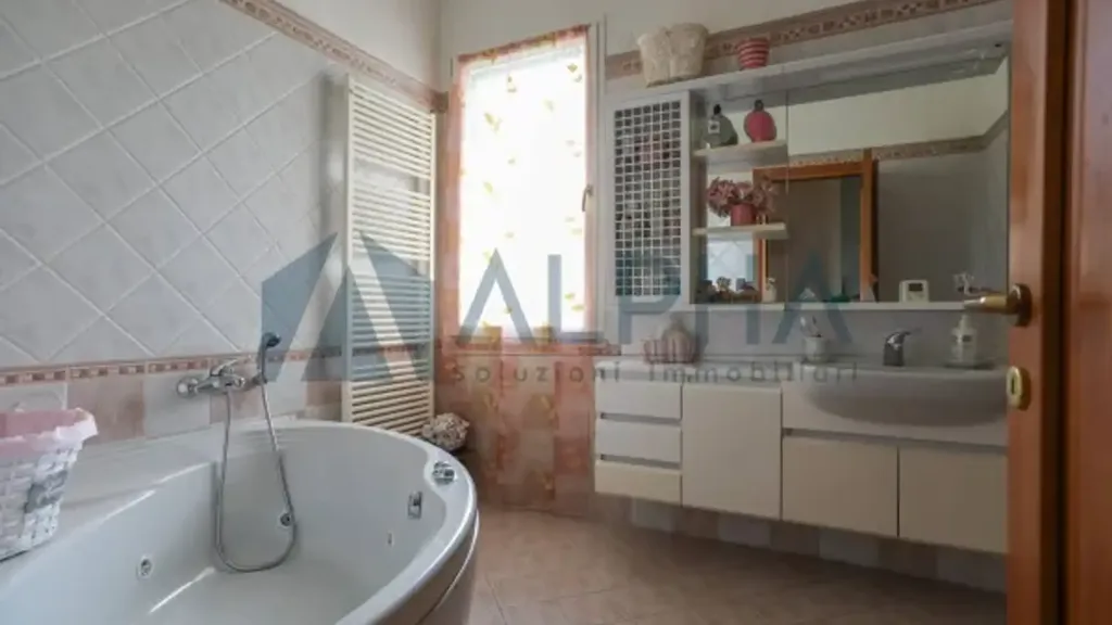 Salles de bain - Luxury Villa with Private Garden in Cesena