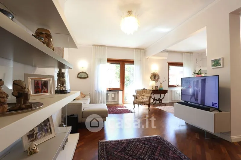 Séjour - Restored Apartment with Garden in Genoa