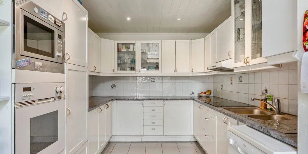 Kitchen - Spacious House with Garden in Oud-Heverlee