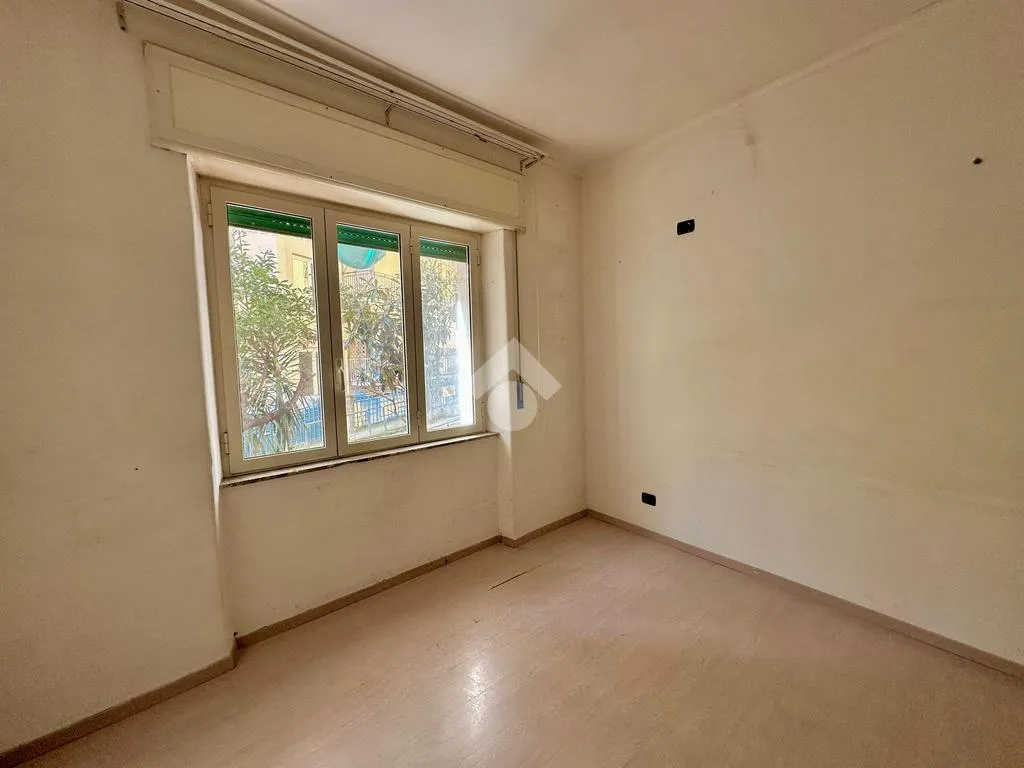 Pièces - Studio Flat for Rent in Central Naples