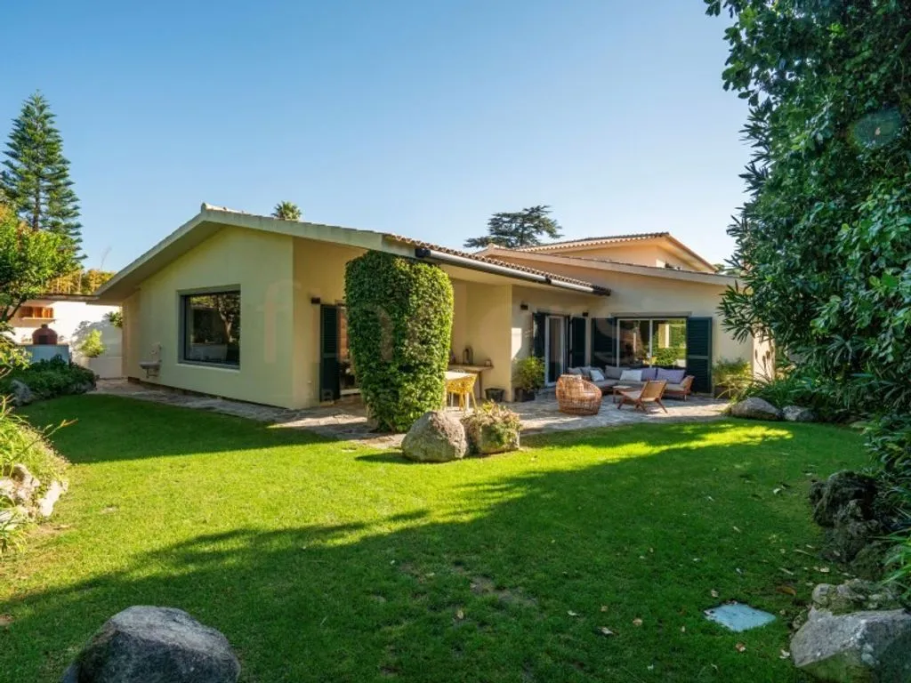 Jardin - Luxury Villa with Pool in Birre, Cascais
