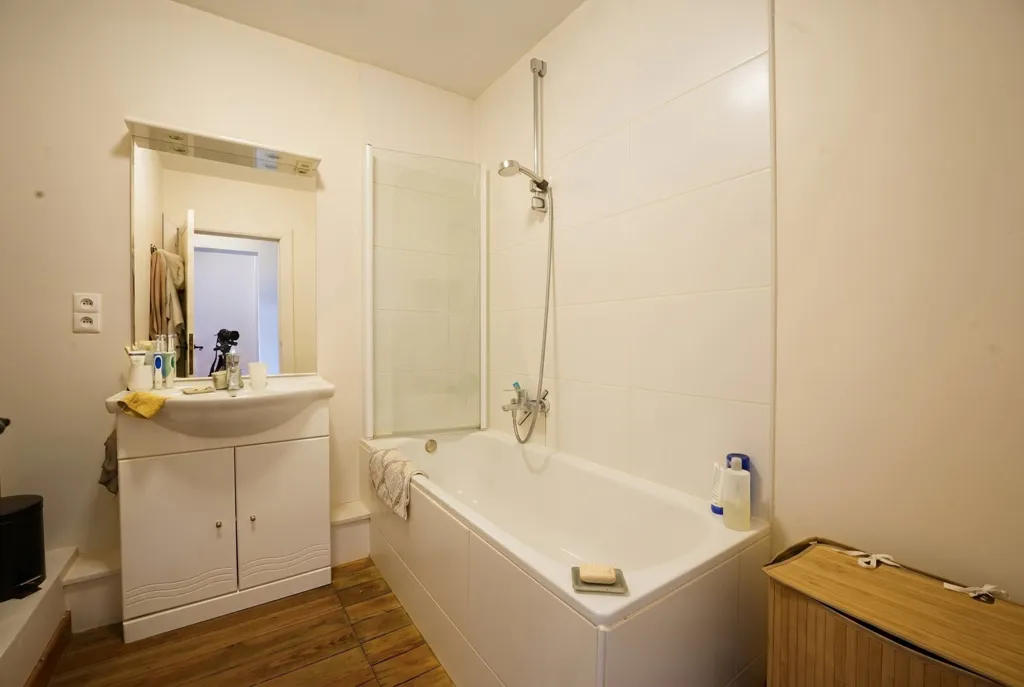 Vannitoad - Duplex with Terrace in Huy