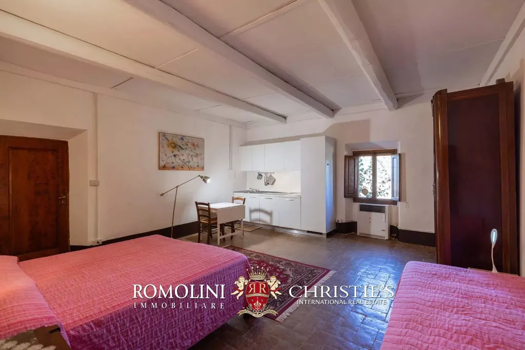 Magamistoad - Historical Villa with Pool in Chianti Hills