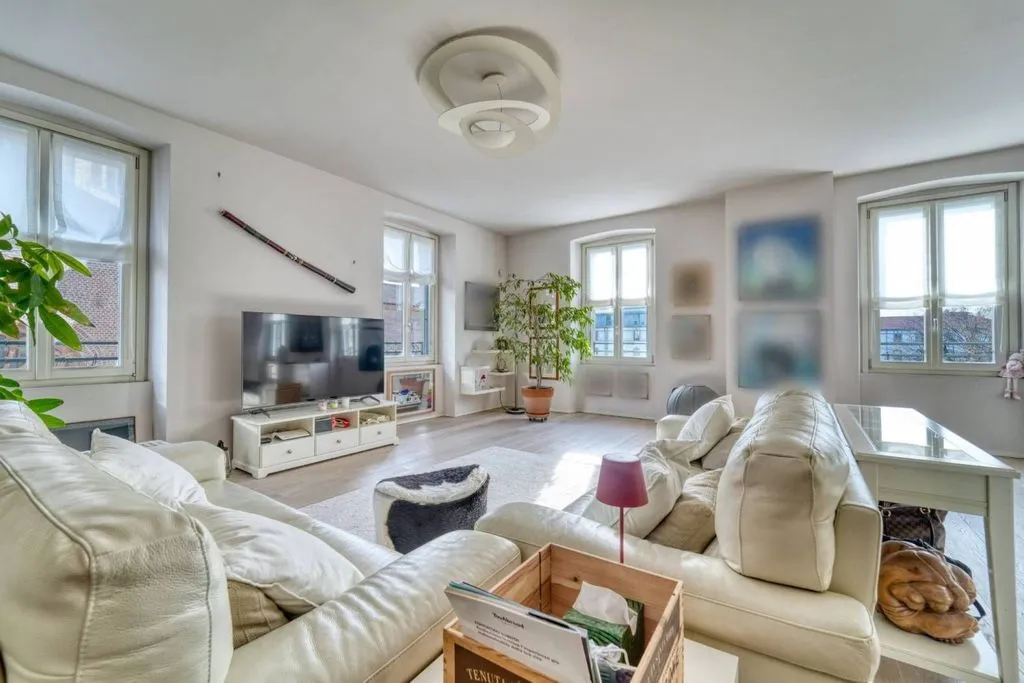 Séjour - Luxury Apartment with Triple Exposure in Milan