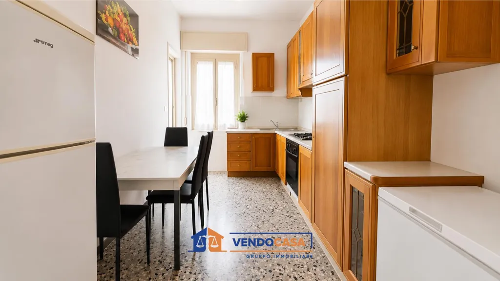 Köök - Central Triplex with Balcony in Imperia