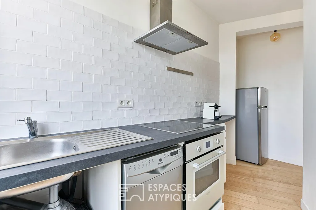 Köök - Bright 2-Bed Flat with Balconets in Charonne