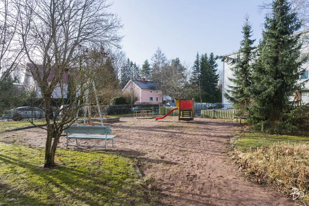 Giardino - Modern Flat with City Views in Nummi, Turku