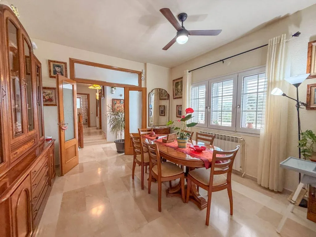 Salle à manger - Luxury House with Pool in Castellbisbal