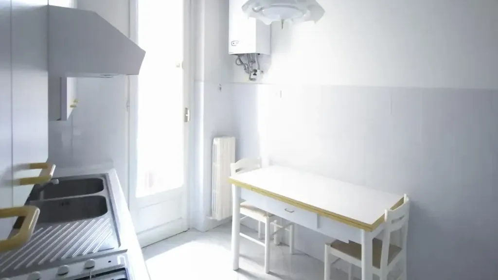 Köök - Apartment with Balcony in Central Casale Monferrato