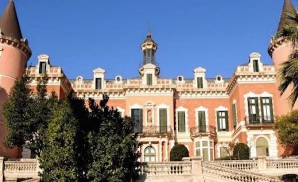 facade