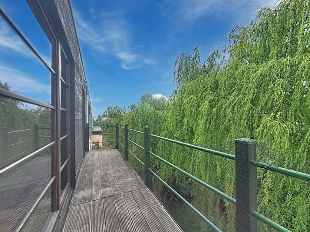 Balcone - Penthouse with South Terrace in Auderghem