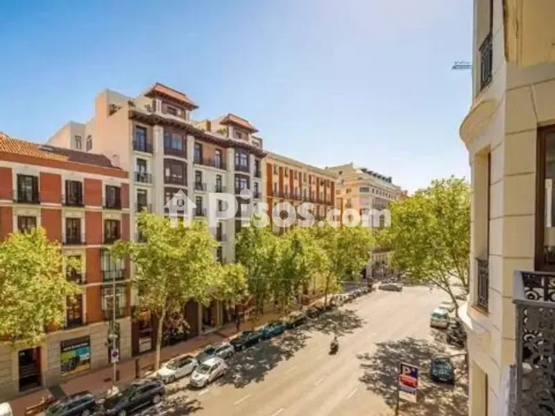 Balcone - Modern Flat with Balcony in Universidad-Malasaña