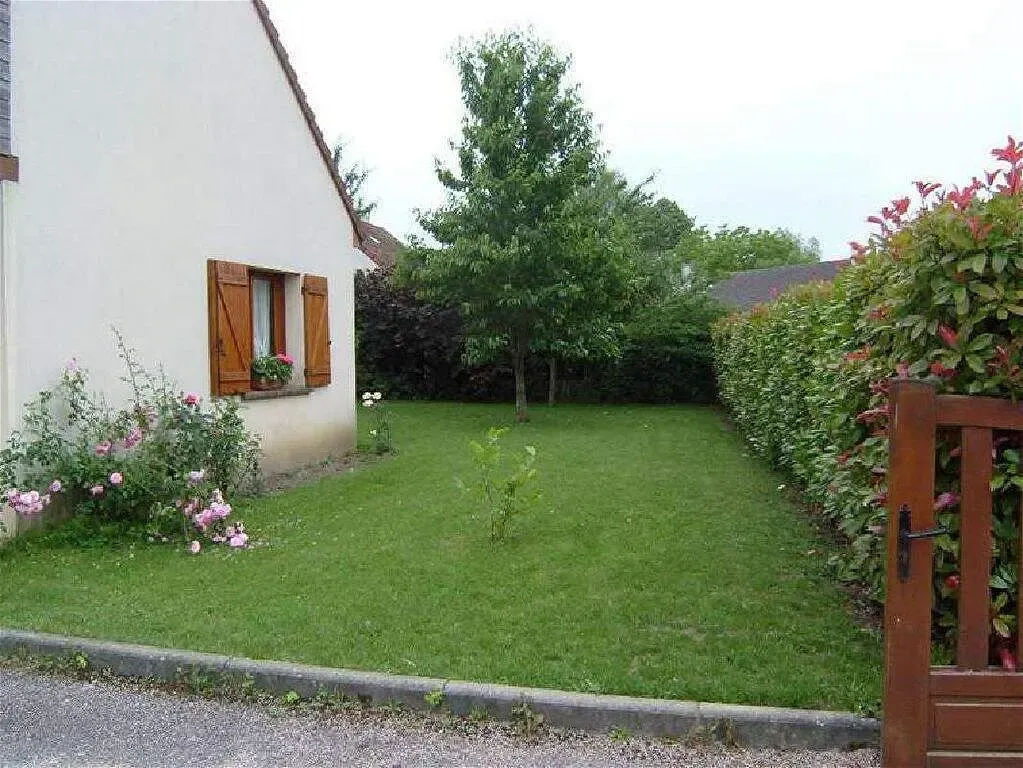 5-room house in Sens