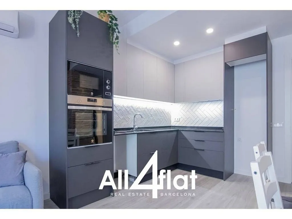 Cuisine - Furnished Flat with Balcony in El Raval