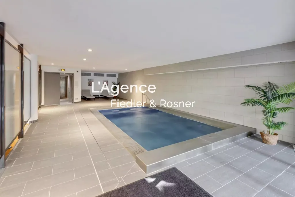 Piscine - Appartement avec Jardin et Jacuzzi à Saint-Tropez