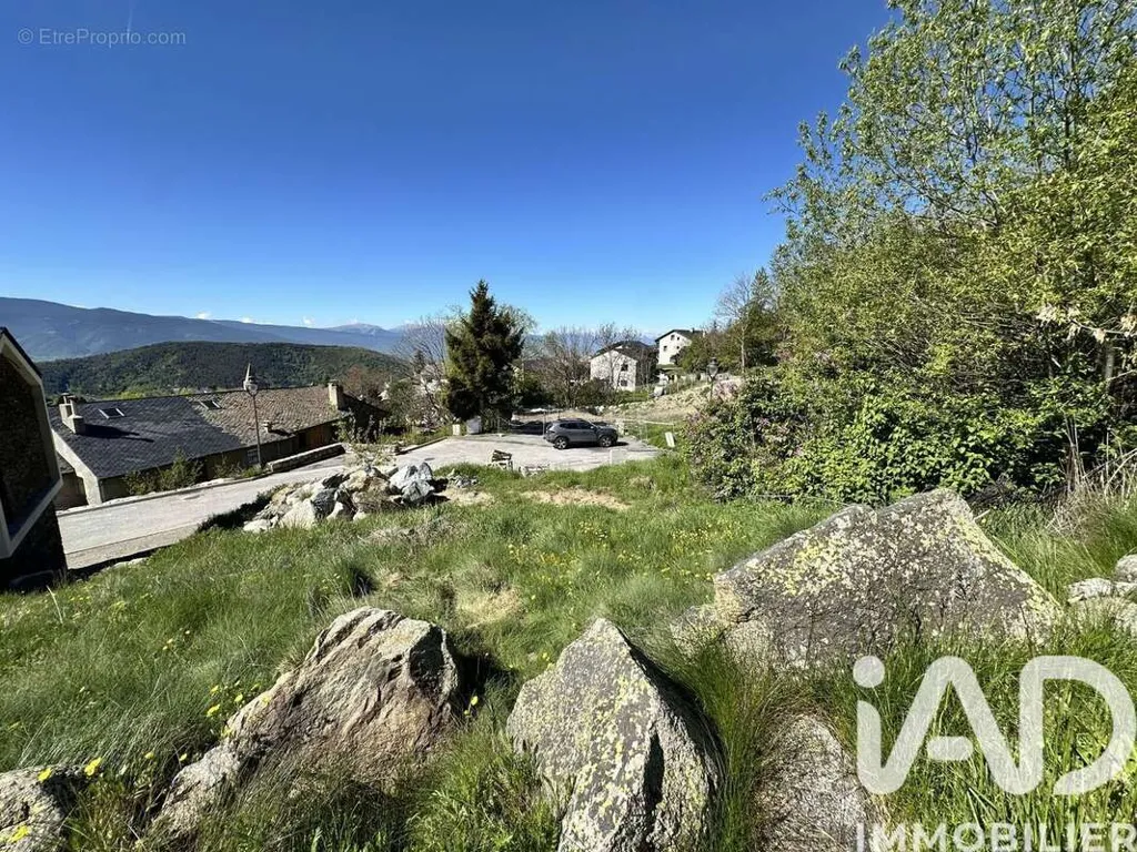 Maa asukohas Font-Romeu-Odeillo-Via