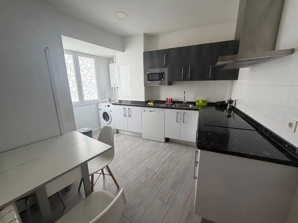 Cuisine - Furnished Flat with Central Heating in Salamanca
