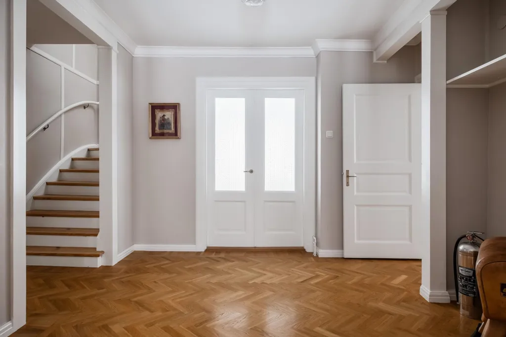 Esik - Renovated Rectory with Lake View in Ransberg
