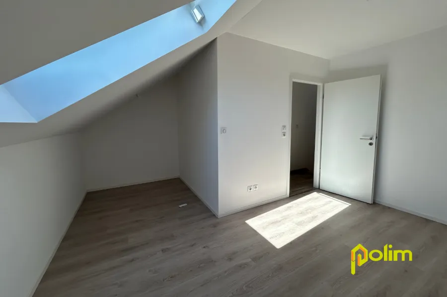 Rooms - Duplex Apartment with Balcony in Metz