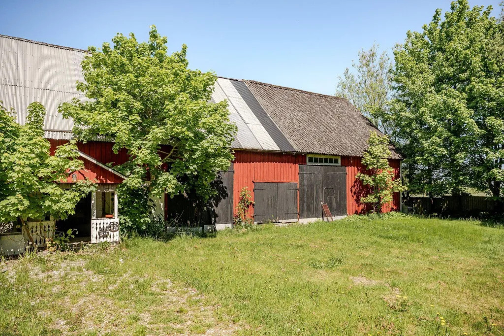 Välivaade - Rustic Farmhouse with Large Garden in Hörby