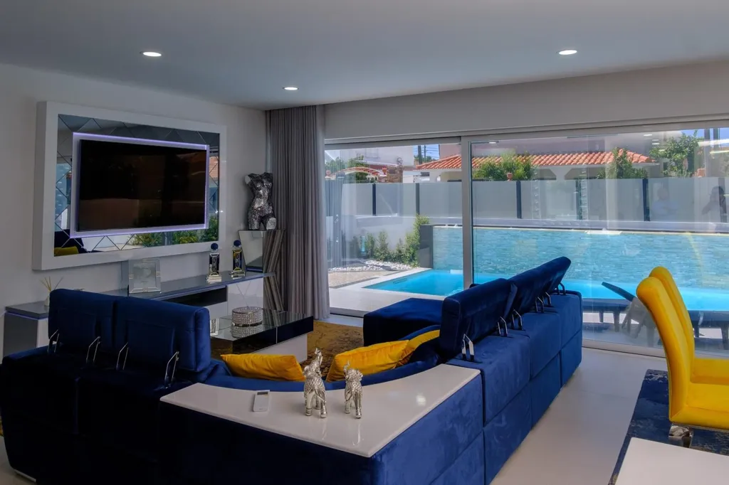Séjour - Contemporary Villa with Pool in Aroeira, Almada