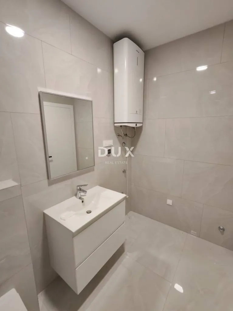 Bathrooms - Modern Ground Floor Flat with Sea View in Rovanjska