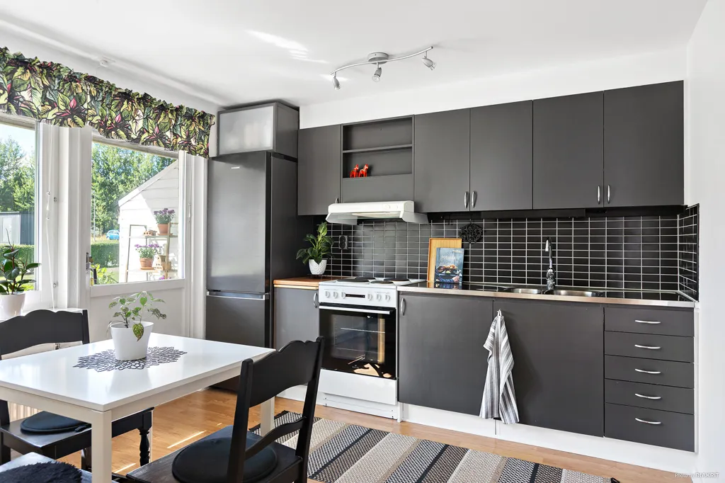 Köök - Bright Apartment with Garden in Rävlanda