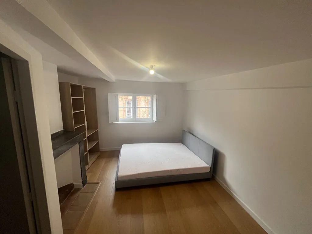 Bedrooms - Refurbished 3-Bedroom Flat in Esquirol/Capitole