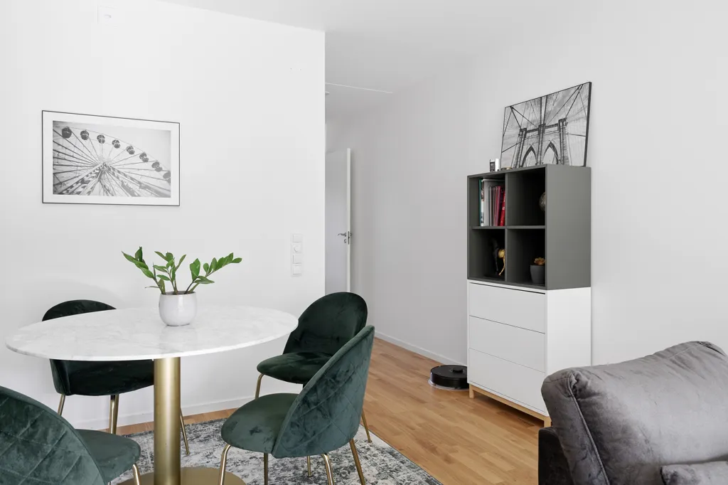 Dining Room - Modern Flat with Panoramic View in Partille