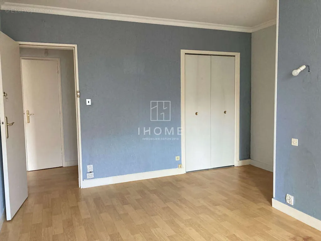 Toad - Bright Apartment with Balcony in Angers Centre